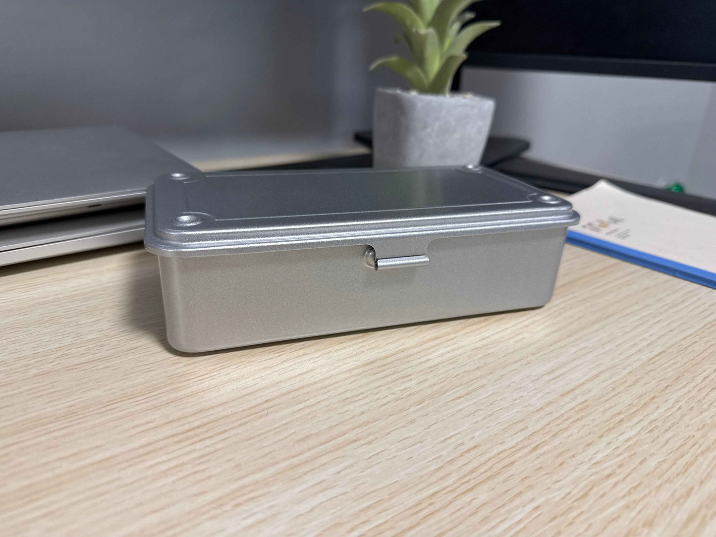 Toyo T-190 Stackable Tool Box